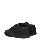 Schwarze Stoff-Sneaker mit niedrigem Schaft