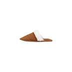 Braune Textil-Slipper