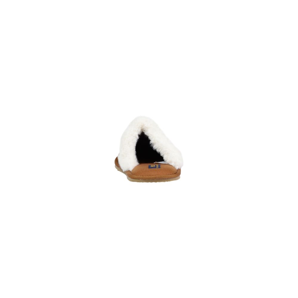 Braune Textil-Slipper
