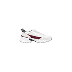Cremefarbene Wildleder-Sneaker mit klobiger Sohle
