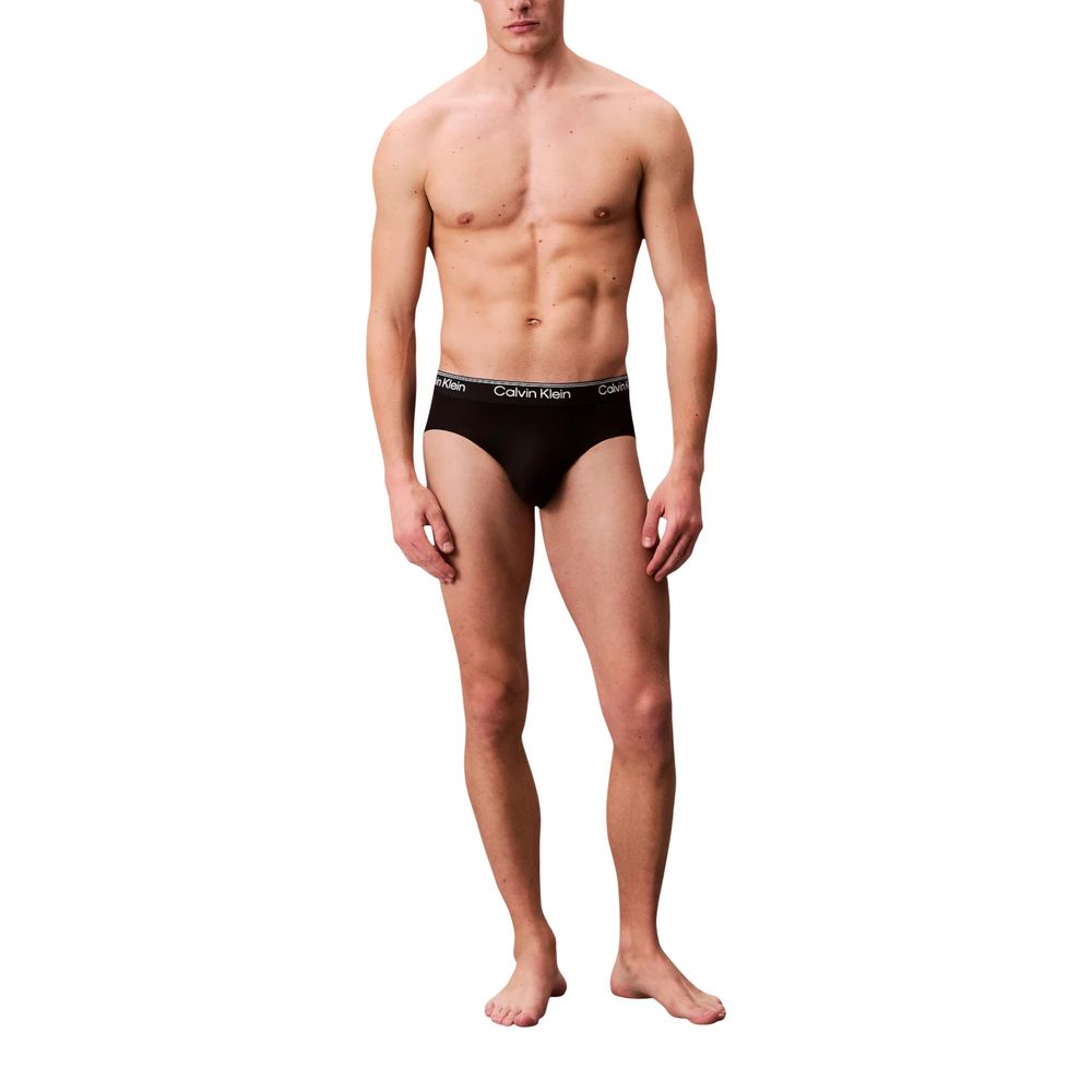 Schwarze Slips aus recyceltem Polyester
