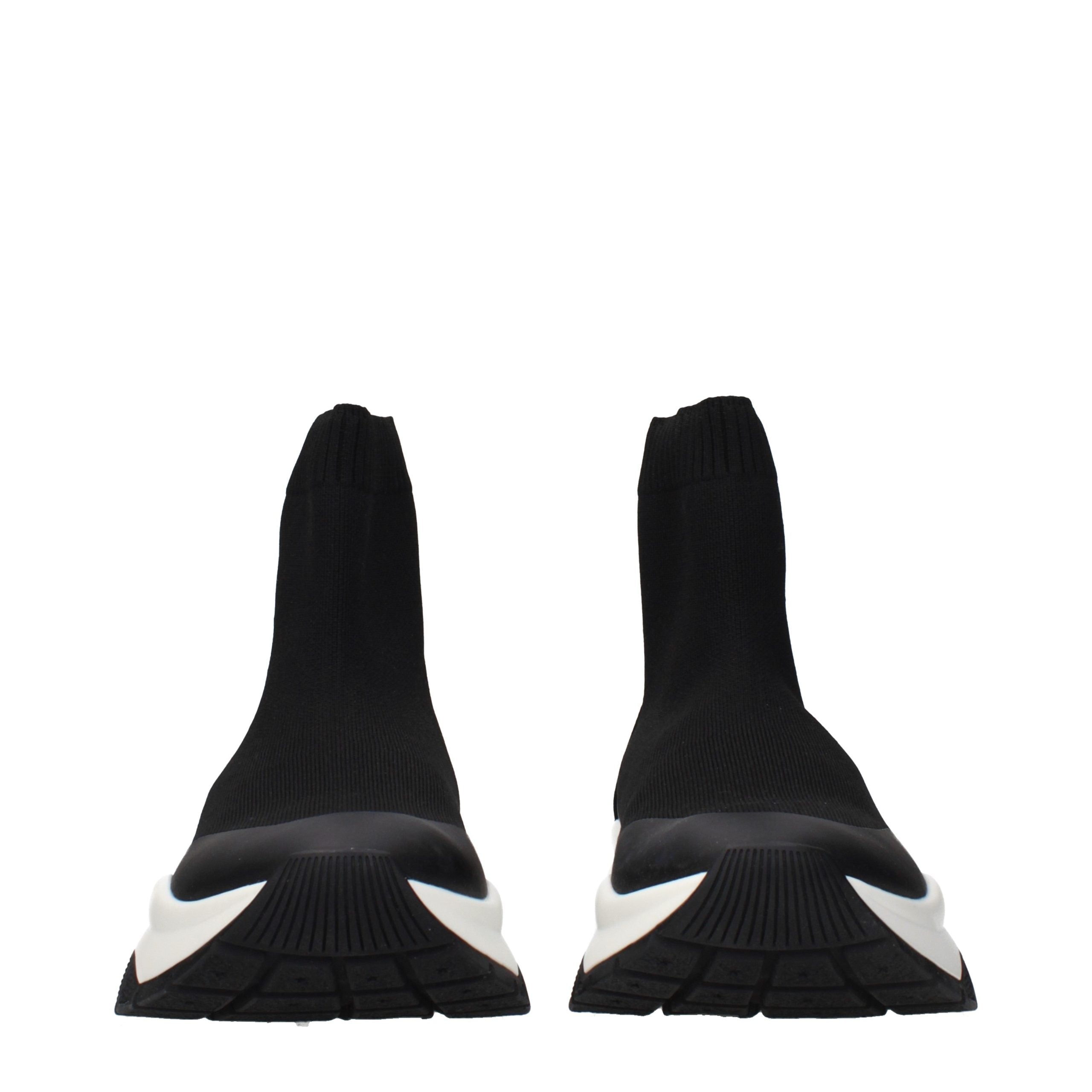 Schwarze Stiefeletten aus Stoff