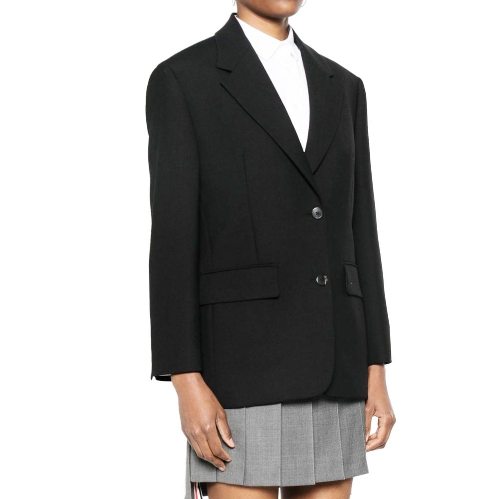 Schwarzer Blazer aus reiner Schurwolle