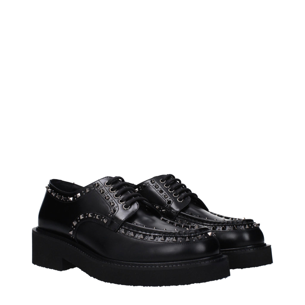 Schwarze Oxford- und Derby-Schuhe aus Leder