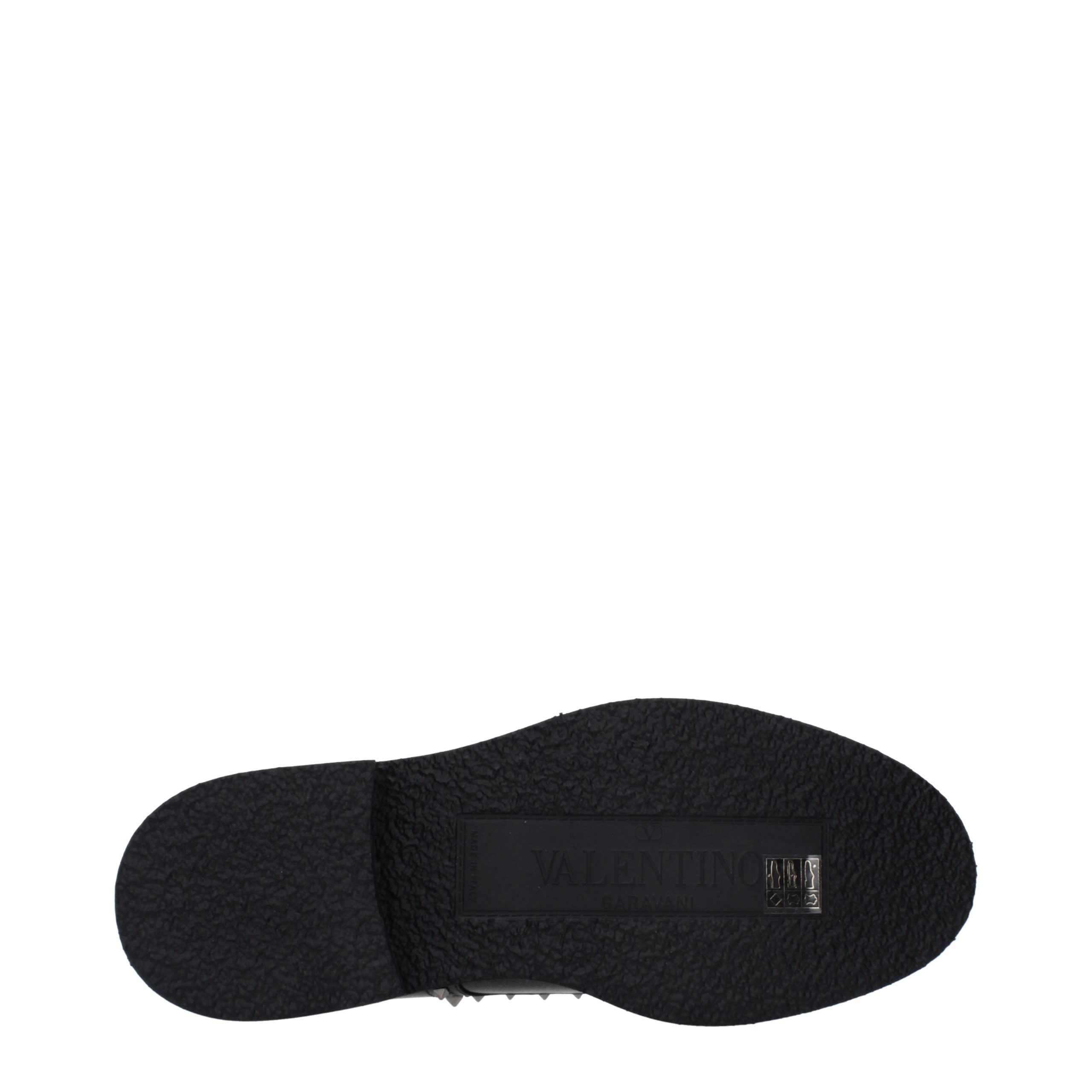 Schwarze Oxford- und Derby-Schuhe aus Leder