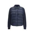 Blaue Kleidung aus Polyester