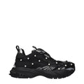 Schwarze Low-Top-Sneaker aus Stoff
