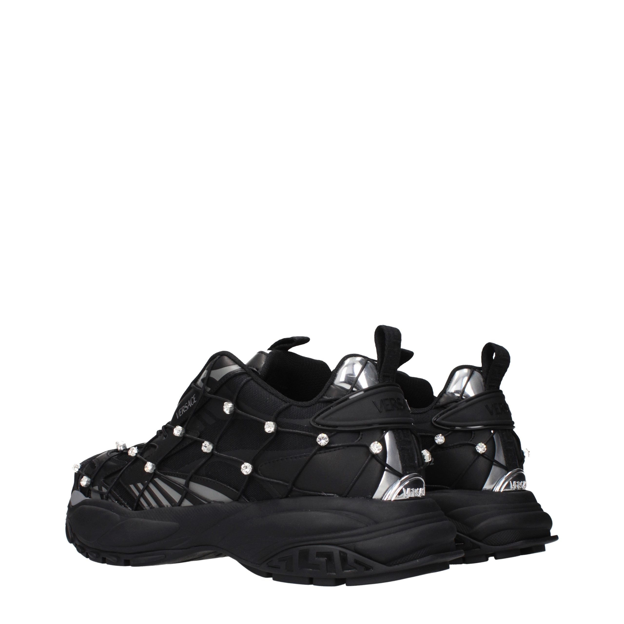 Schwarze Low-Top-Sneaker aus Stoff