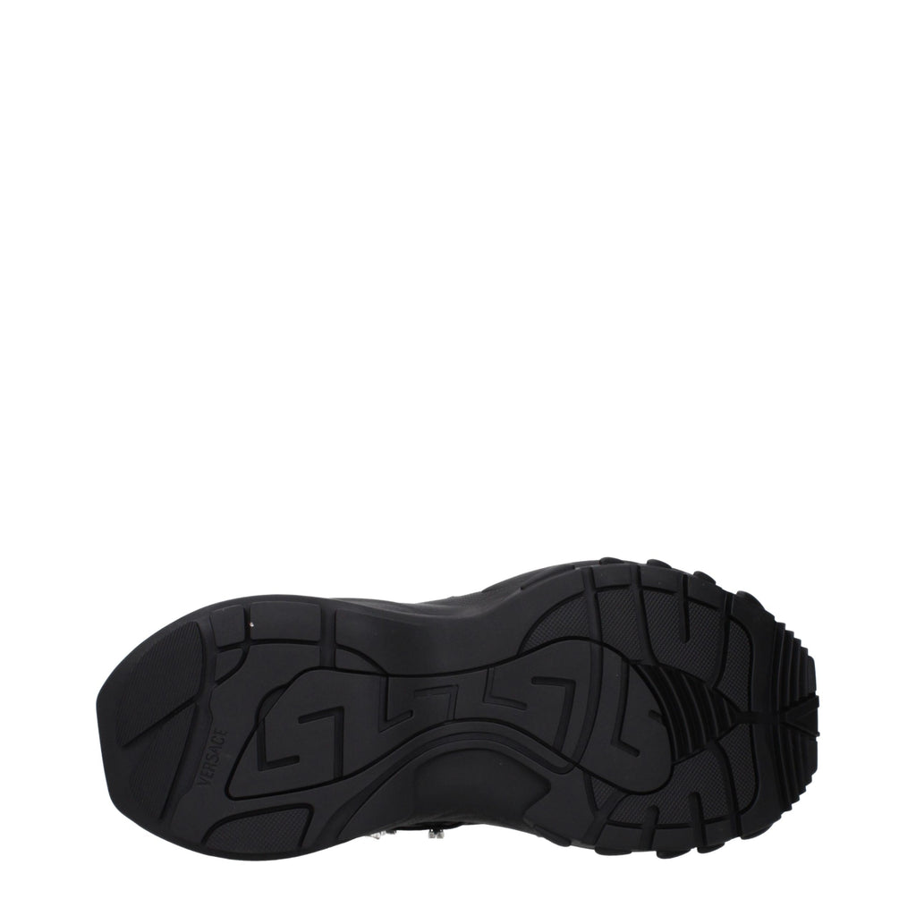 Schwarze Low-Top-Sneaker aus Stoff