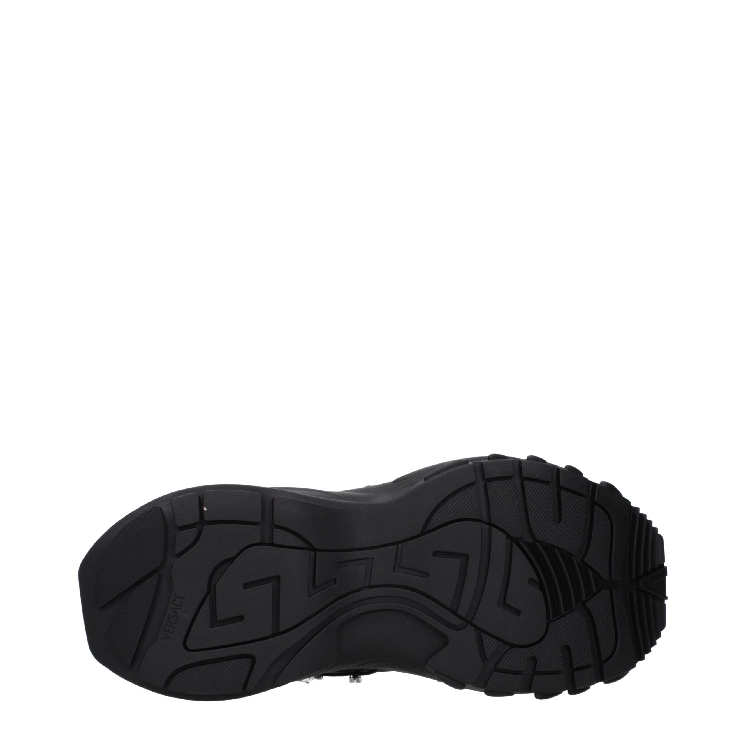 Schwarze Low-Top-Sneaker aus Stoff