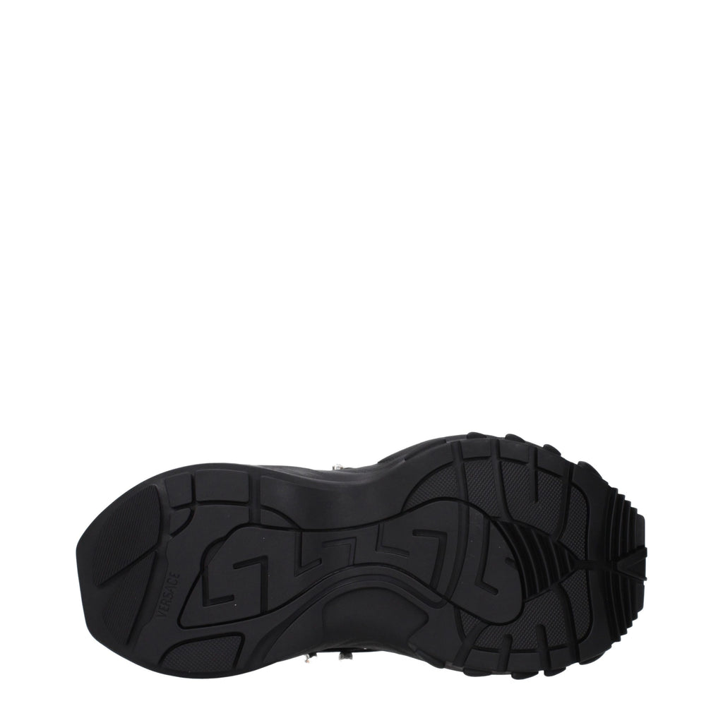 Schwarze Stoff-Sneaker mit klobiger Sohle