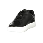 Schwarze Sportschuhe aus Polyester