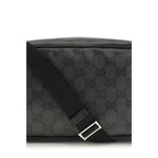 Schwarze Stoffhandtasche