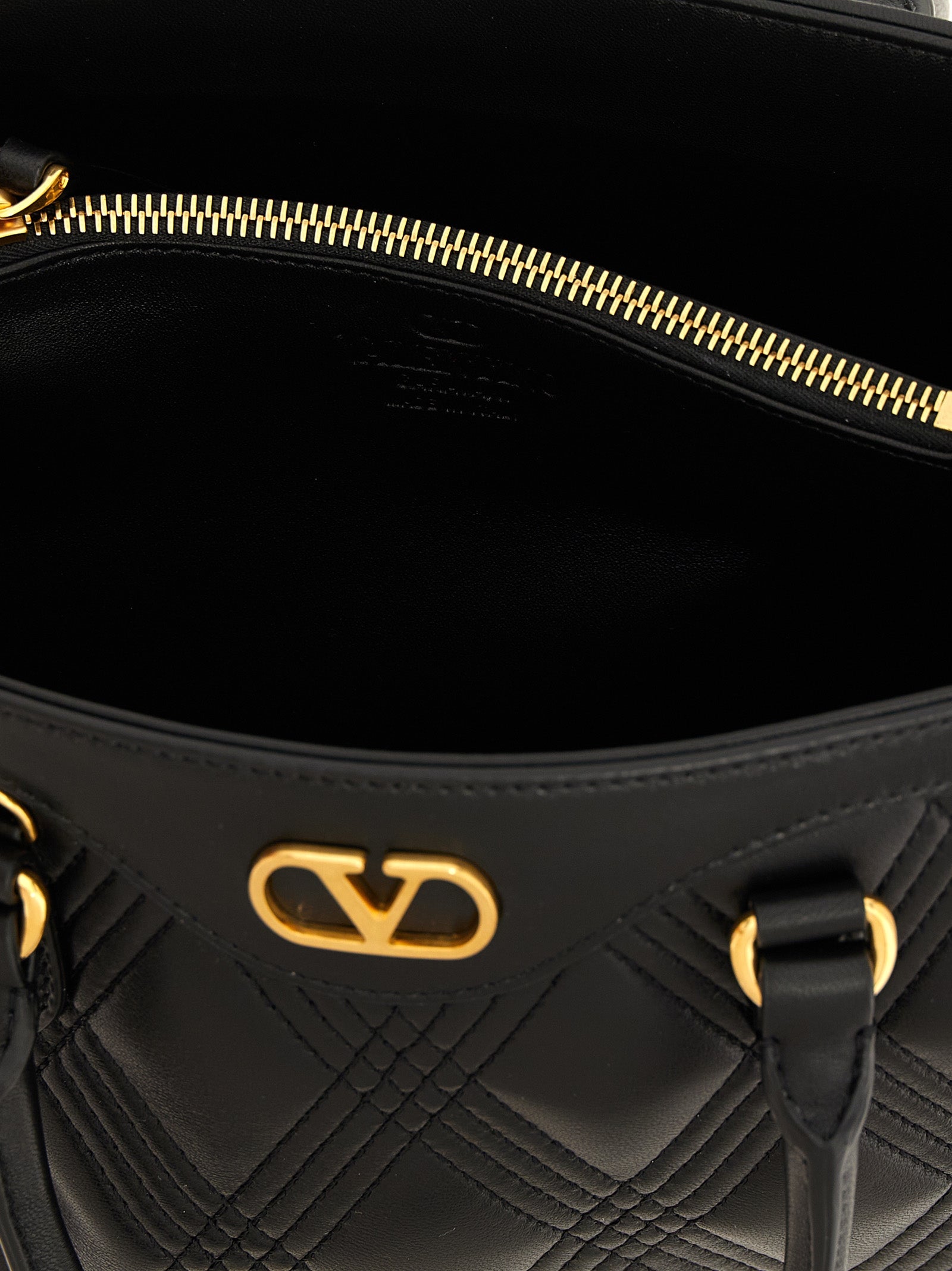 Schwarze Lammleder-Schultertasche