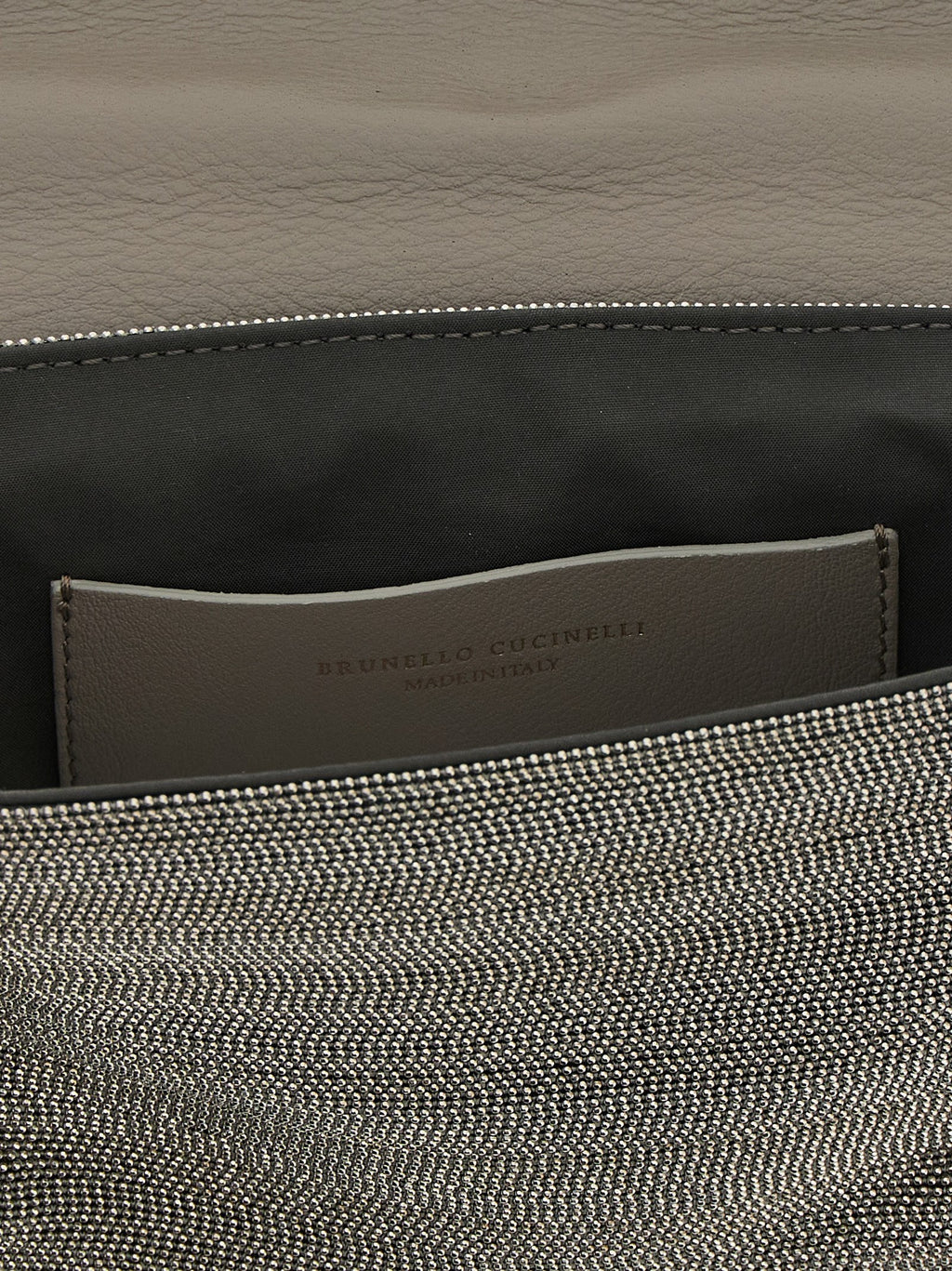 Clutch aus Leder in Silber