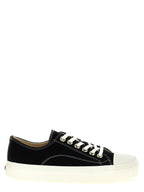 Schwarze Low-Top-Sneaker aus Baumwolle