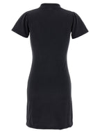 Schwarzes kurzes Baumwollkleid