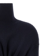 Kurzes blaues Wollkleid