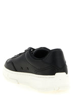 Schwarze Low-Top-Sneaker aus Polyester