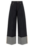 Blaue Baumwoll-Jeans mit ausgestelltem Bein