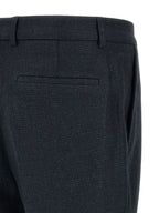 Zweiteiliger Anzug aus blauer Seide