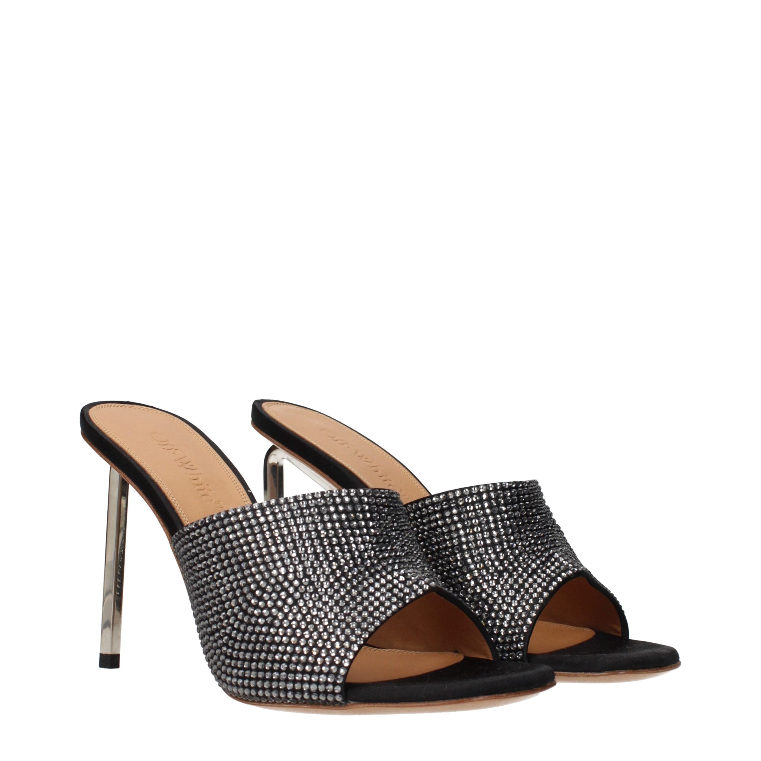 Schwarze Stiletto-Sandalen aus Satin