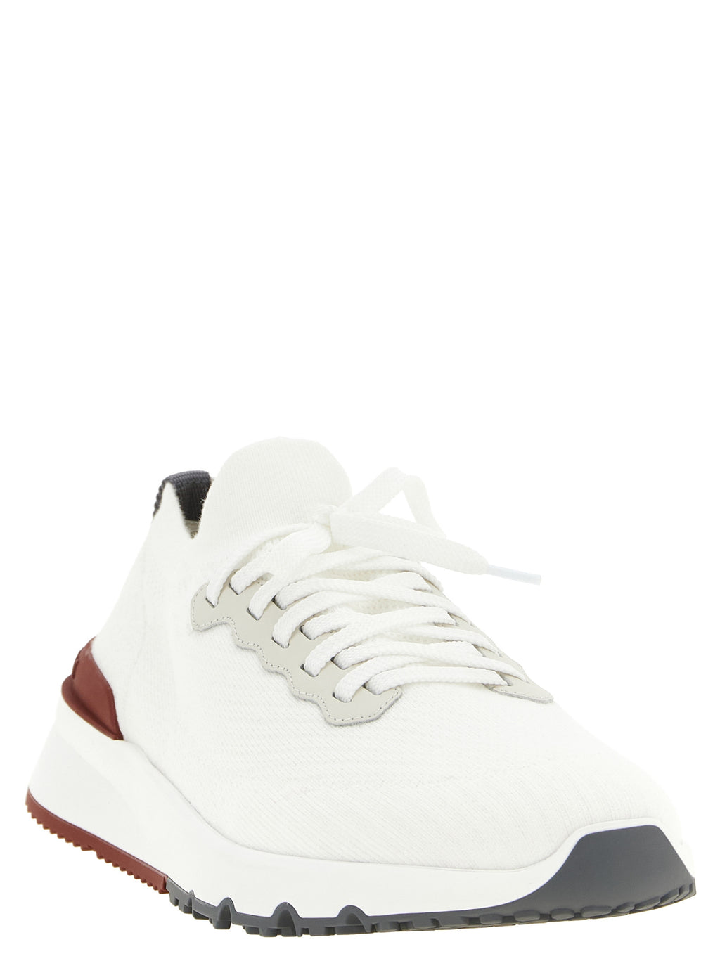 Weiße Sneaker aus Polyethylen