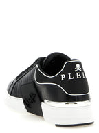Schwarze Low-Top-Sneaker aus Rindsleder