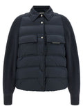 Blaue Polyester-Jacke in voller Länge