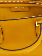 Zweifarbige Handtasche aus Leder