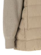 Beiger Wollmantel