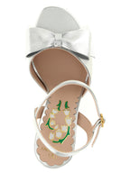Silberne Leder-Stiletto-Sandalen
