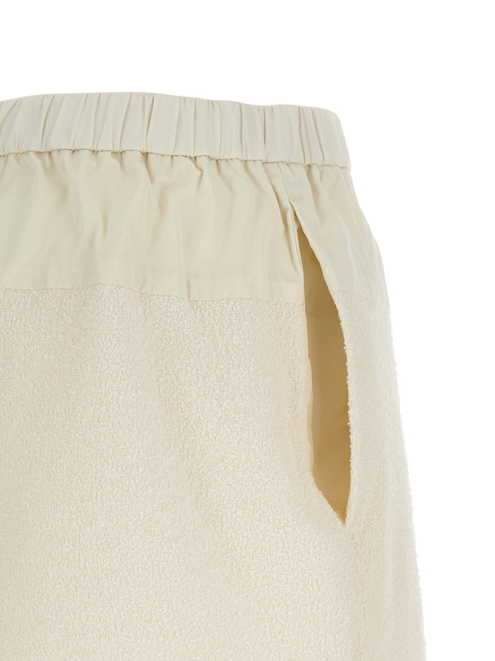 Weiße Bermuda-Shorts aus Polyester