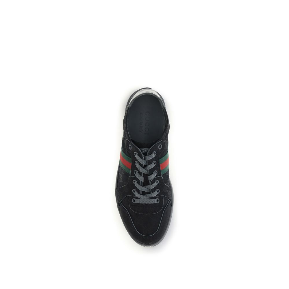 Schwarze Stoff-Sneaker
