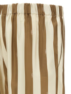 Beige Seiden-Bermuda-Shorts