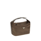 Braune Schultertasche aus recyceltem Polyamid