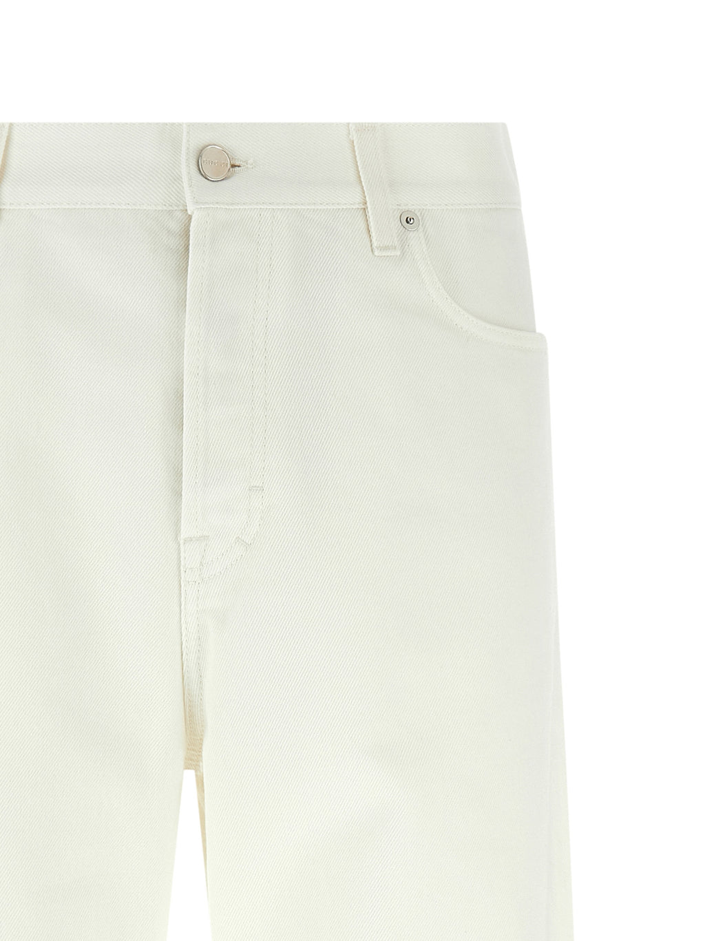 Weiße Baumwolljeans im geraden Schnitt