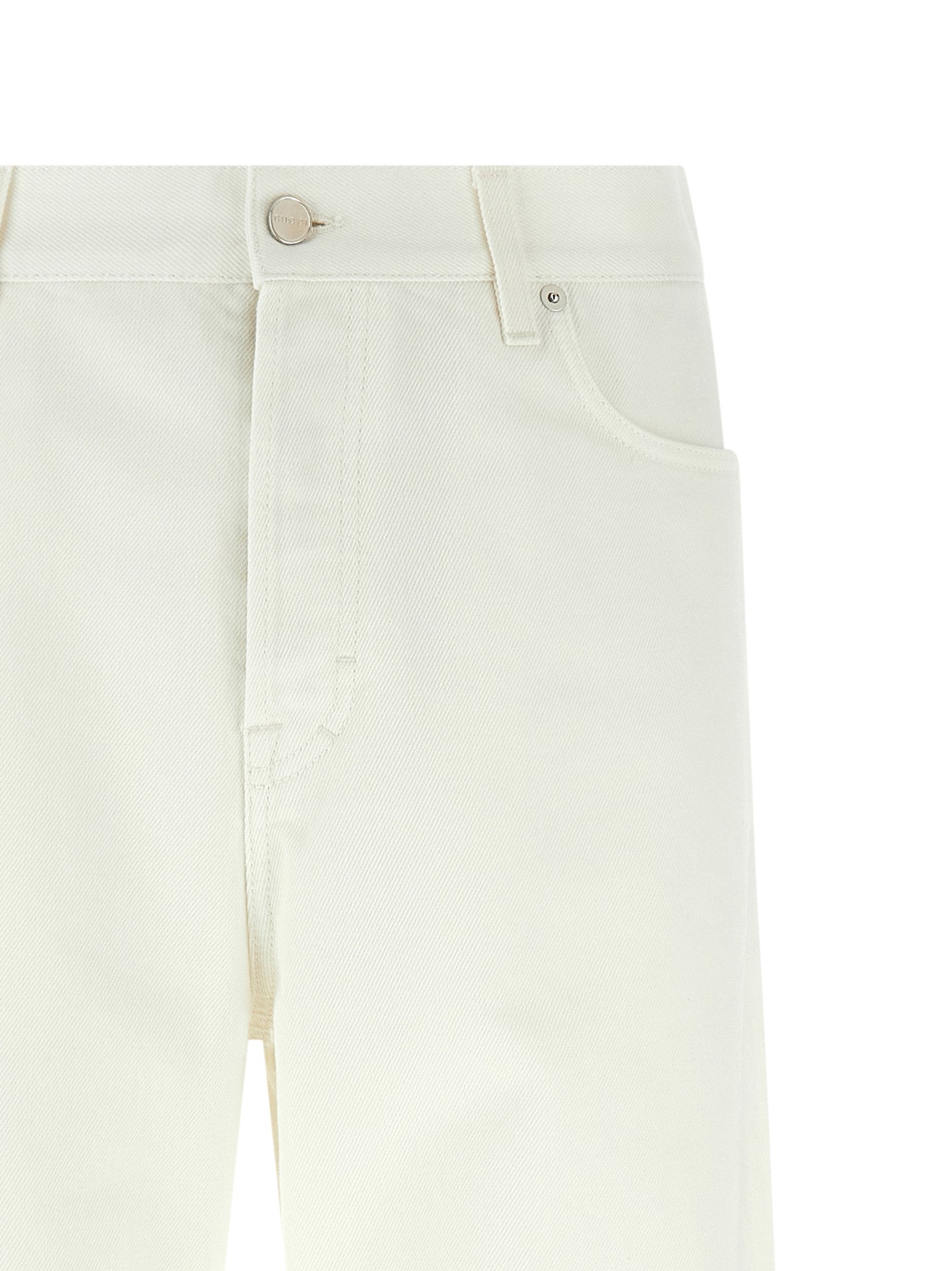 Weiße Baumwolljeans im geraden Schnitt