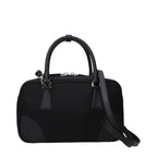 Schwarze Stoffhandtasche