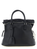 Schwarze Kalbsleder-Schultertasche