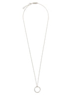 Silberne Halskette mit Ring-Anhänger