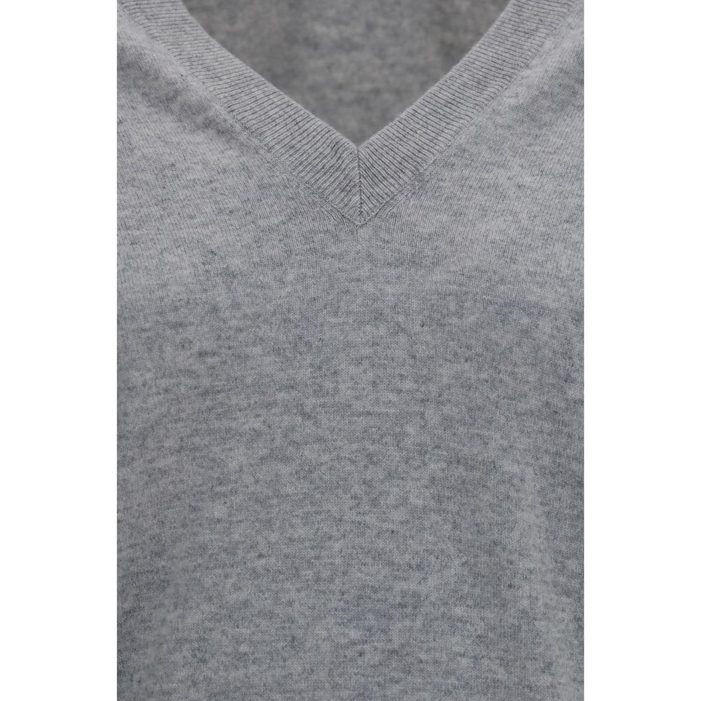 Grauer Kaschmirpullover