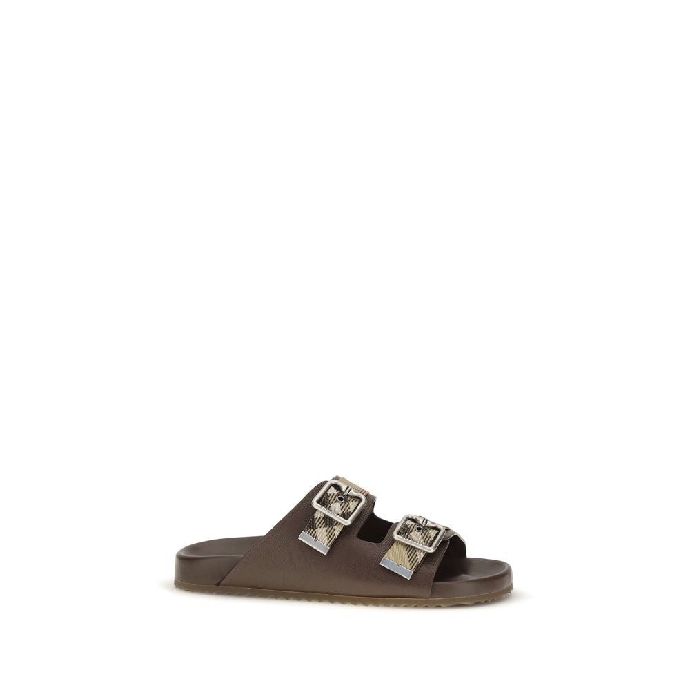 Braune Sandalen aus Ziegenleder