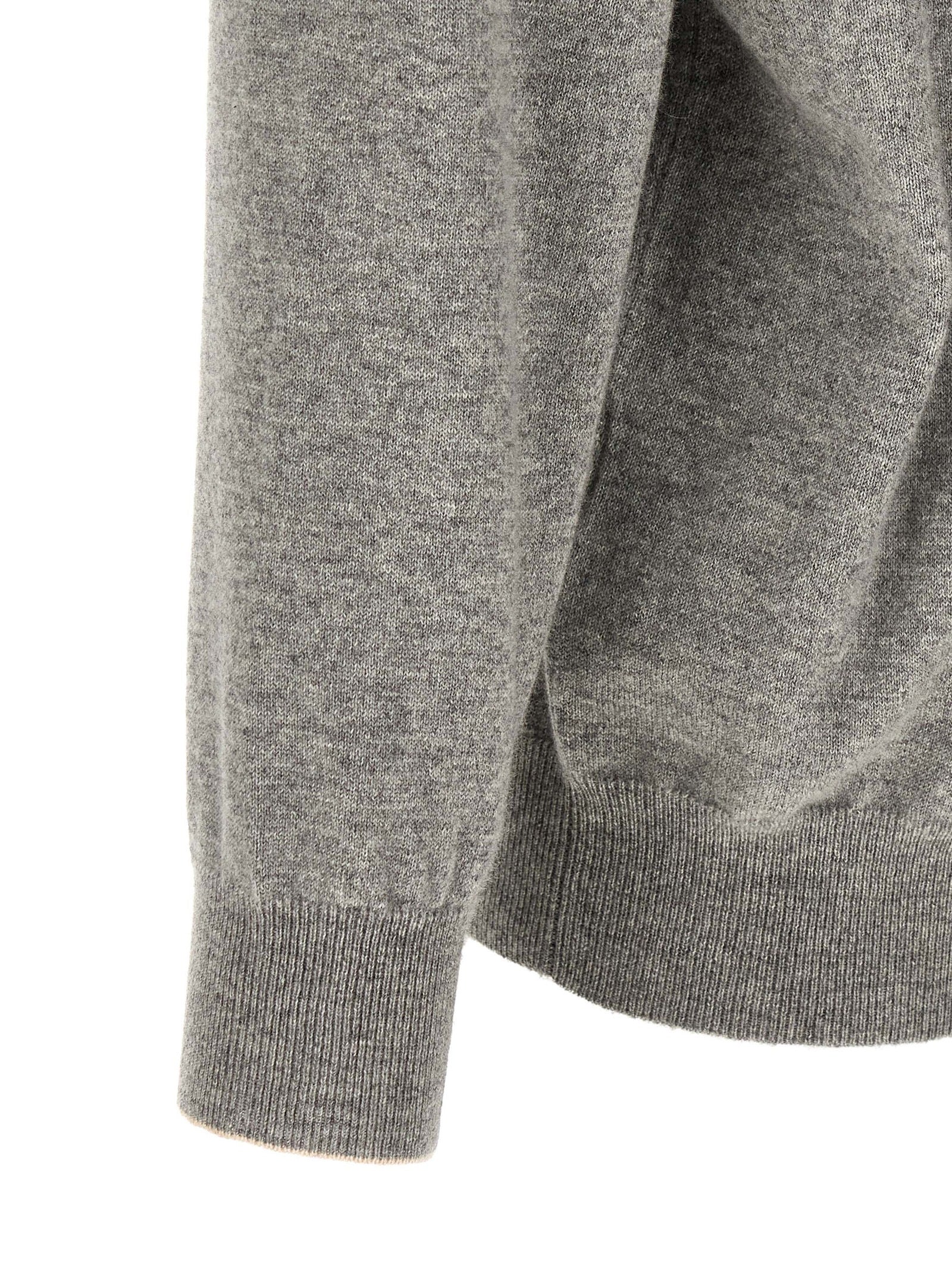 Grauer Kaschmir-Strickjacke