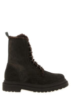 Braune Schnürstiefel aus Kalbsleder