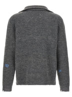 Grauer Leinen-Cardigan