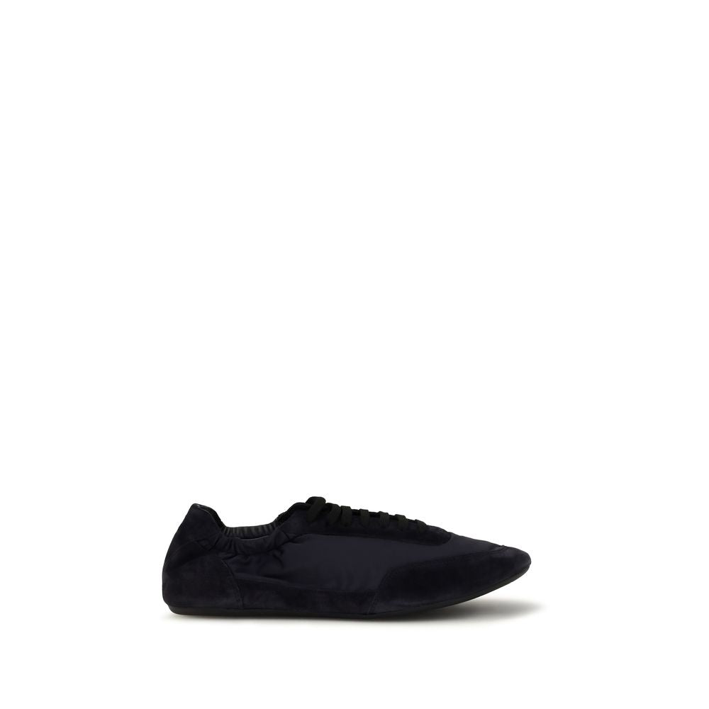 Blaue Gummisport-Sneaker
