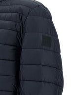 Blaue Polyamid-Jacke in voller Länge