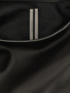 Schwarze Kalbsleder-Schultertasche