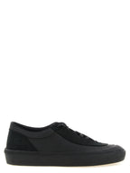 Schwarze Low-Top-Sneaker aus Baumwolle